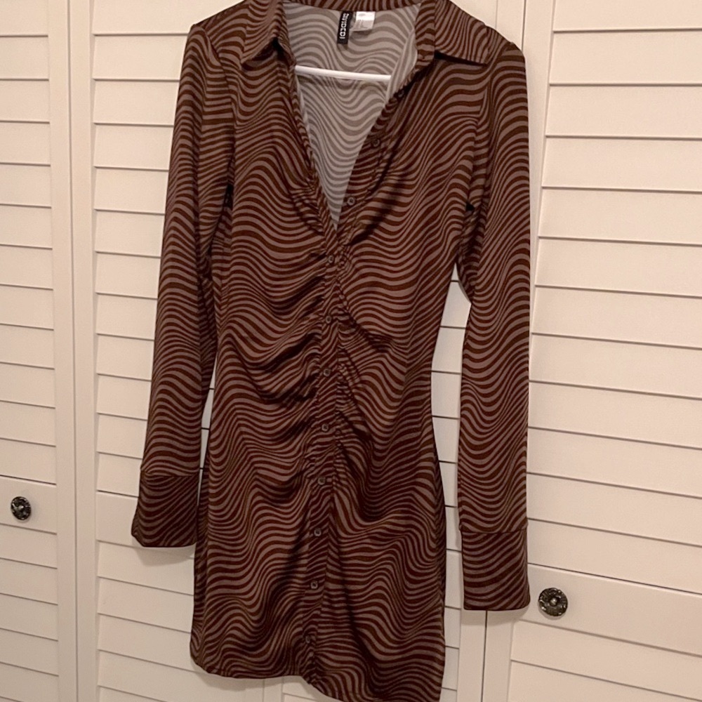 Y2K H&M divided brown wavy ruched mini dress size small